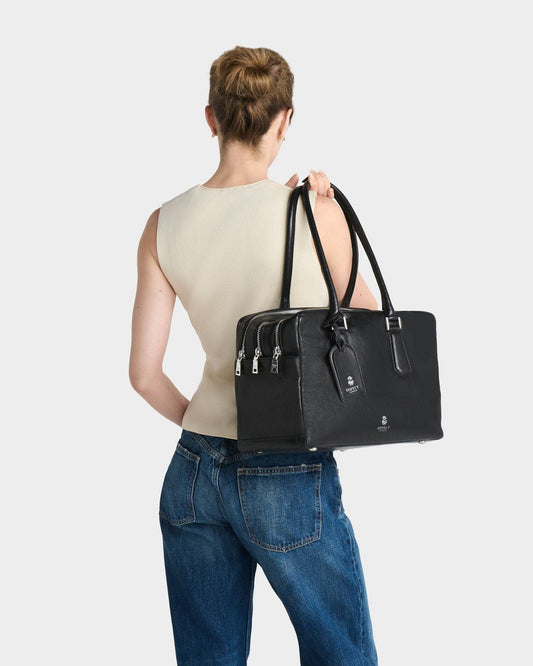 The High Flyer Leather Shoulder Bag in Black